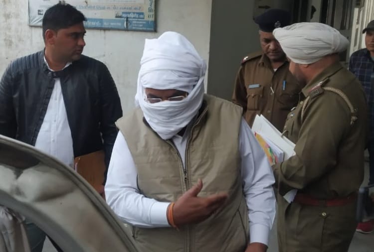Sher Singh Badshami Appeared in Court in Land Fraud Case, JBT Recruitment Scam