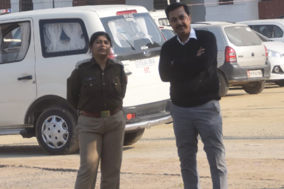 UP police cop recruit training and written examination Completed in police line Meerut