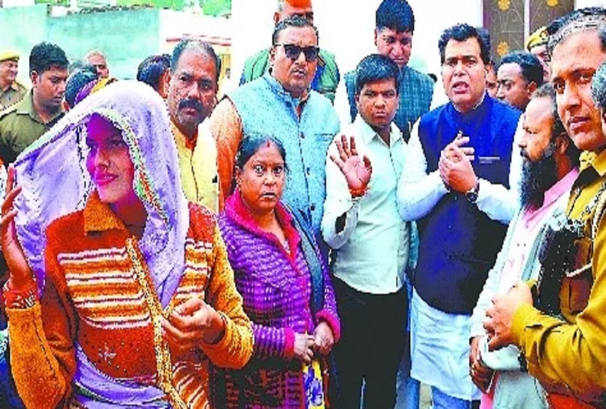 Respected Minister see our street where children catch fish.