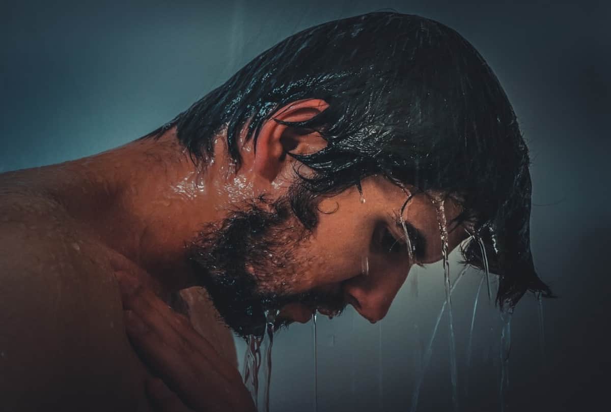 bathing tips for healthy and glowing skin at home health benefits of taking a bath