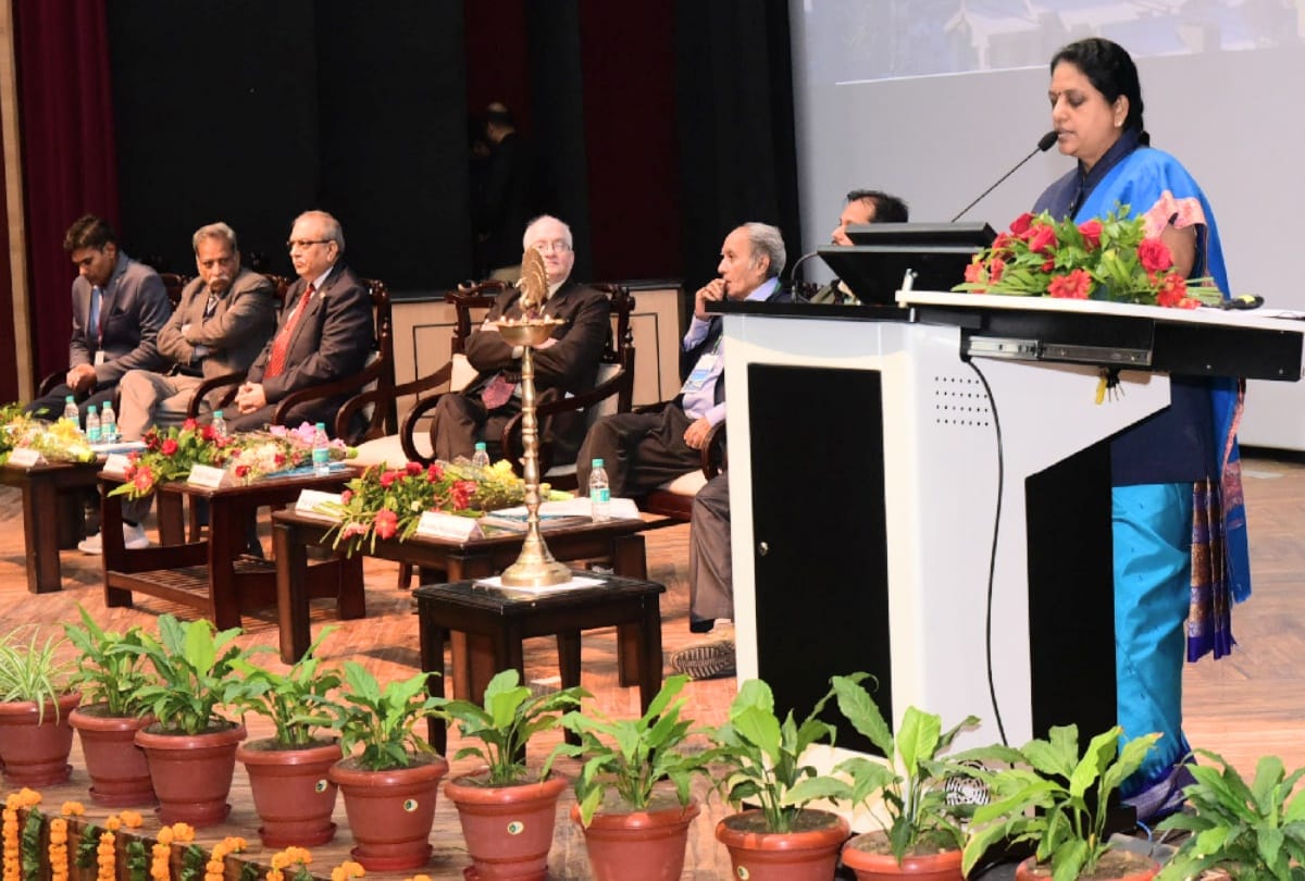 Missile Woman doctor Tessy Thomas engaged in making Navy Edition of Agni-5