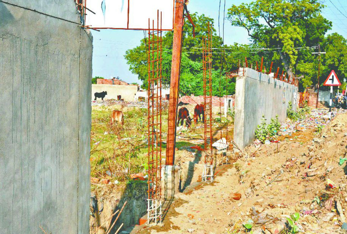 Civil Enclave Built in Mughalia Style with 327 Crore
