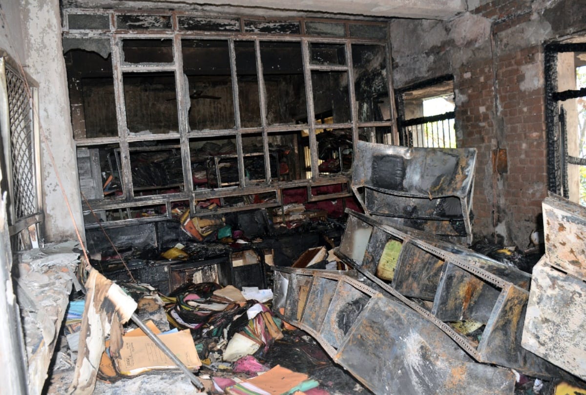 fire broke out in Bilaspur DC office, RLA branch records reduced to ashes
