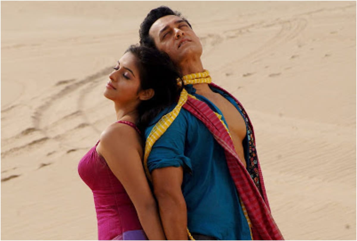 Salman Khan to Shahrukh Khan Bollywood 5 actors romance with younger actress in film