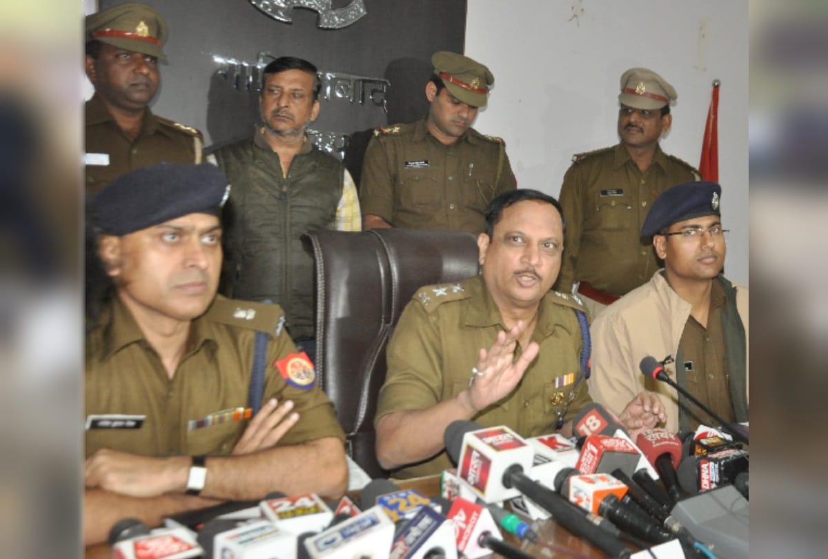 Ghaziabad Indirapuram Gulshan vasudeva family murder case Rakesh Verma accused