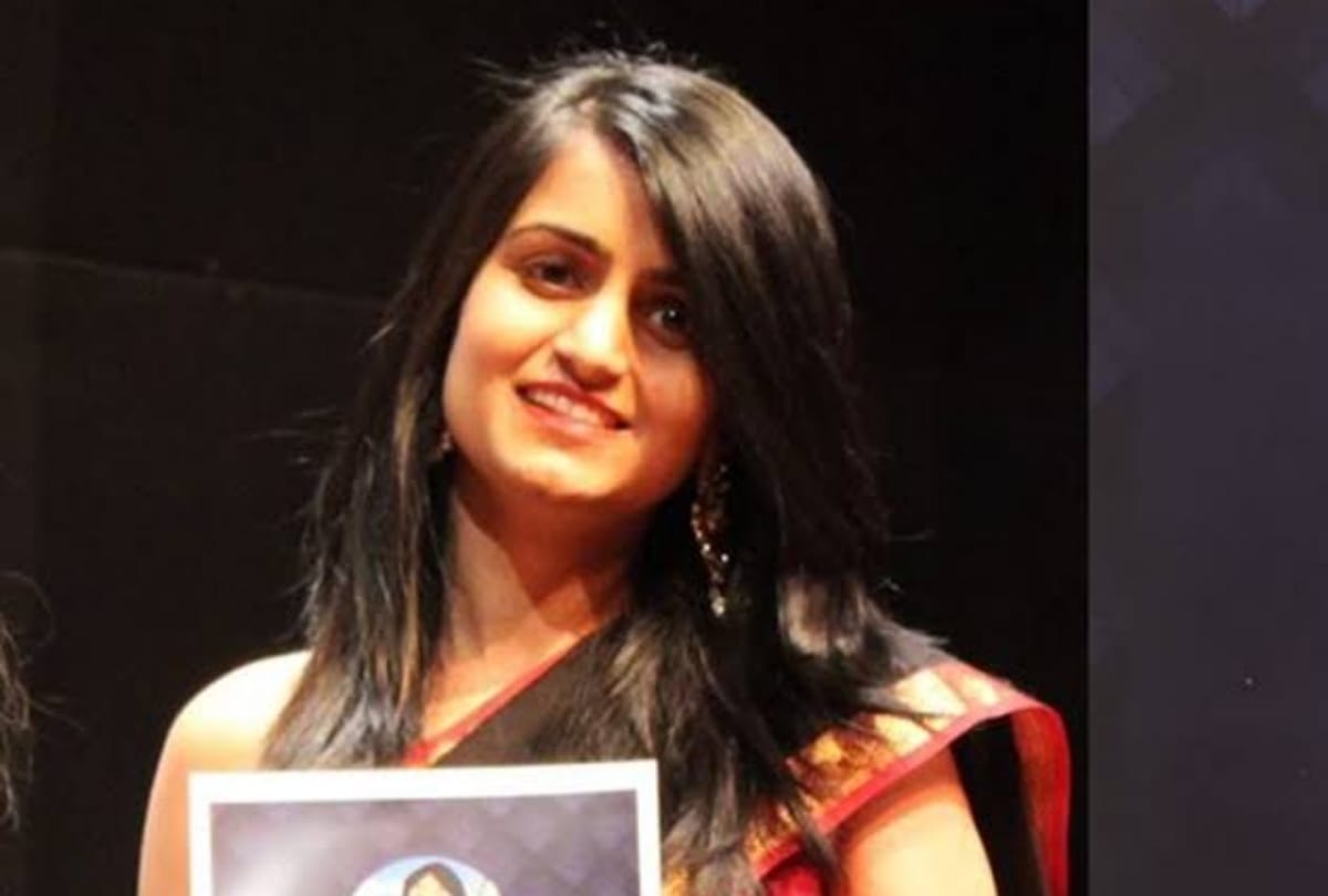 UPSC exam toppers tips, IAS Saumya Sharma AIR 9 profile who gave UPSC mains exam in 103 degree fever