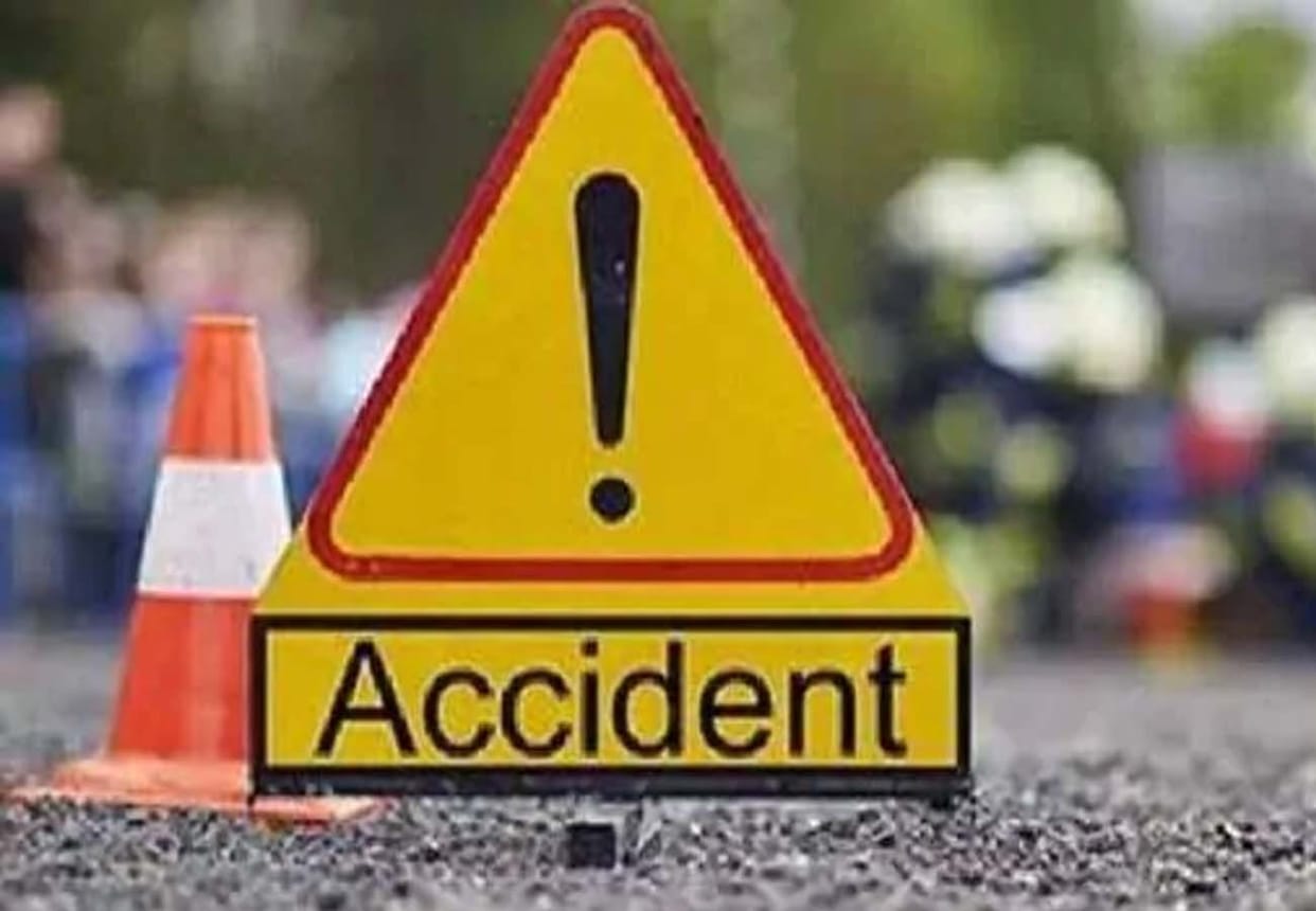 road accident in hardoi district, two people died