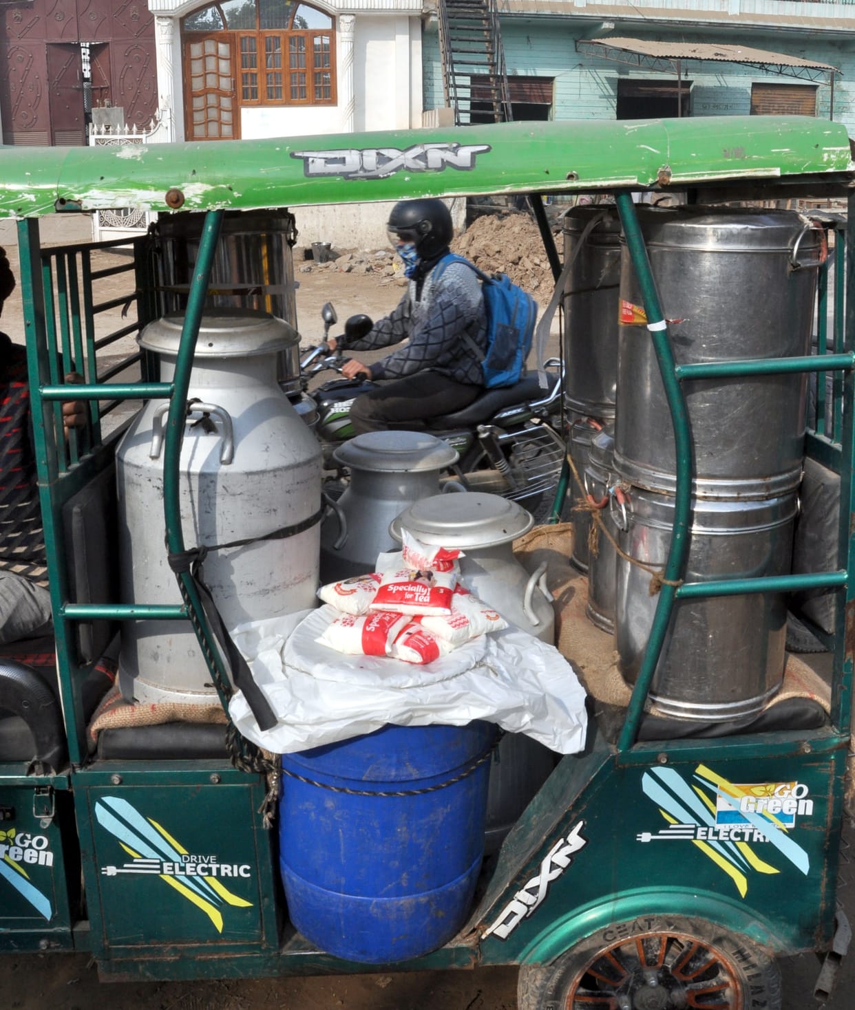 Mid-day meal loaves come from 80 km away