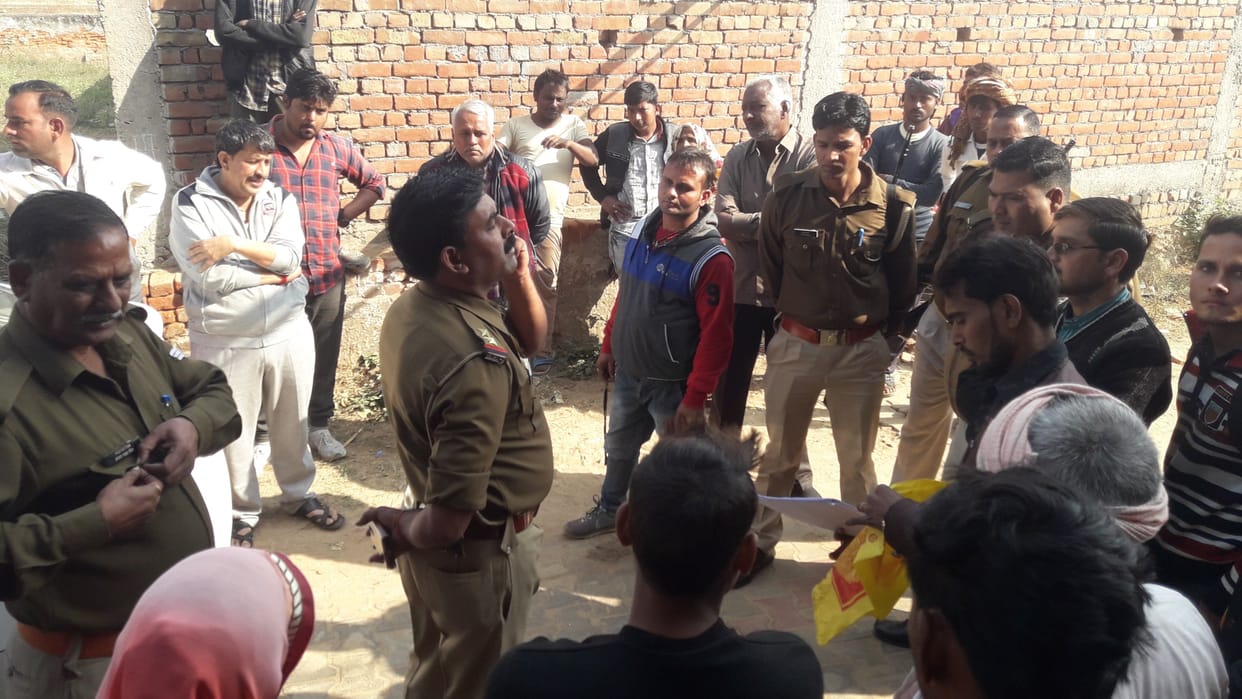 Hathras: Uproar over construction on a plot