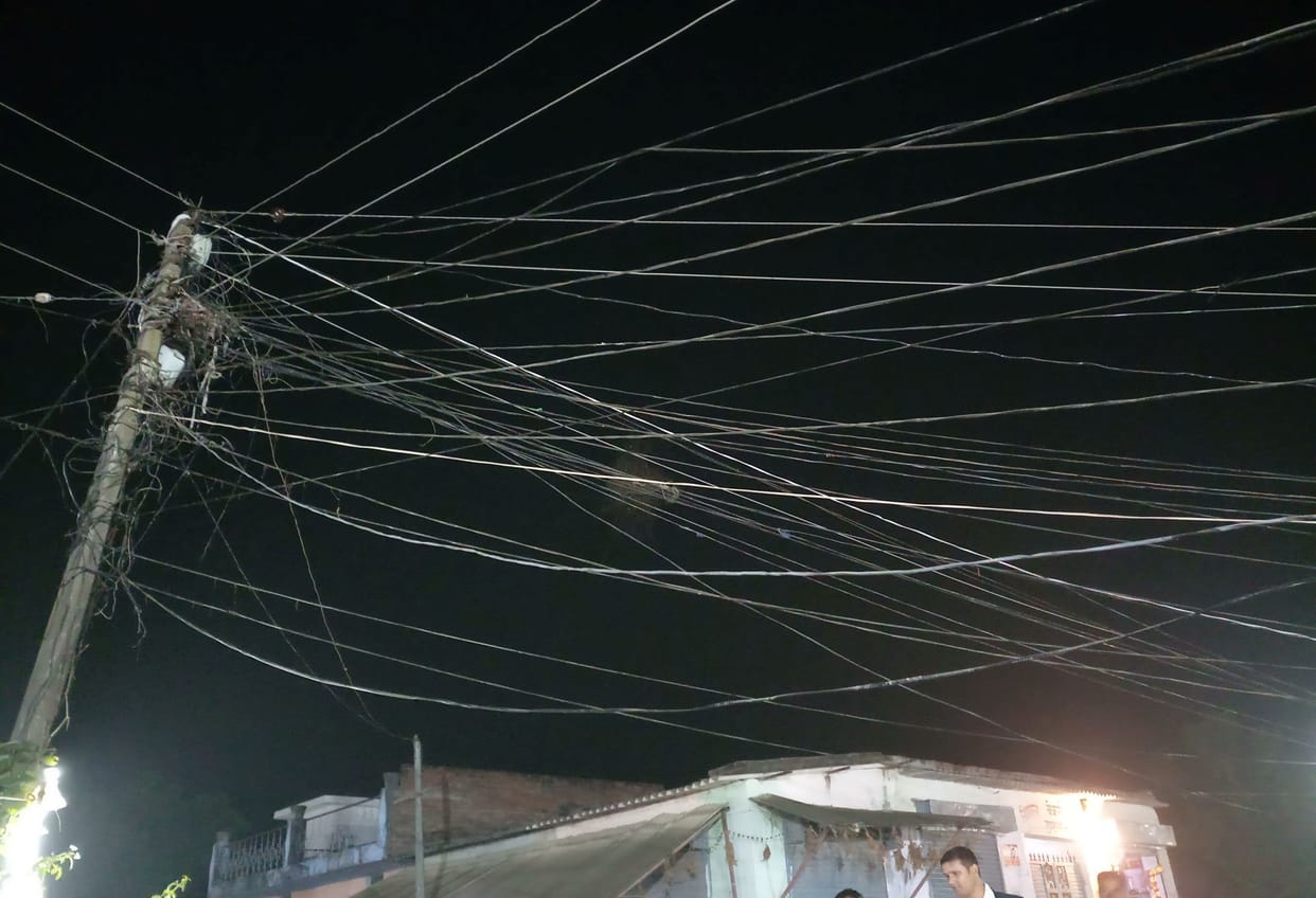 Life is in the breath due to the wiring of electric wires