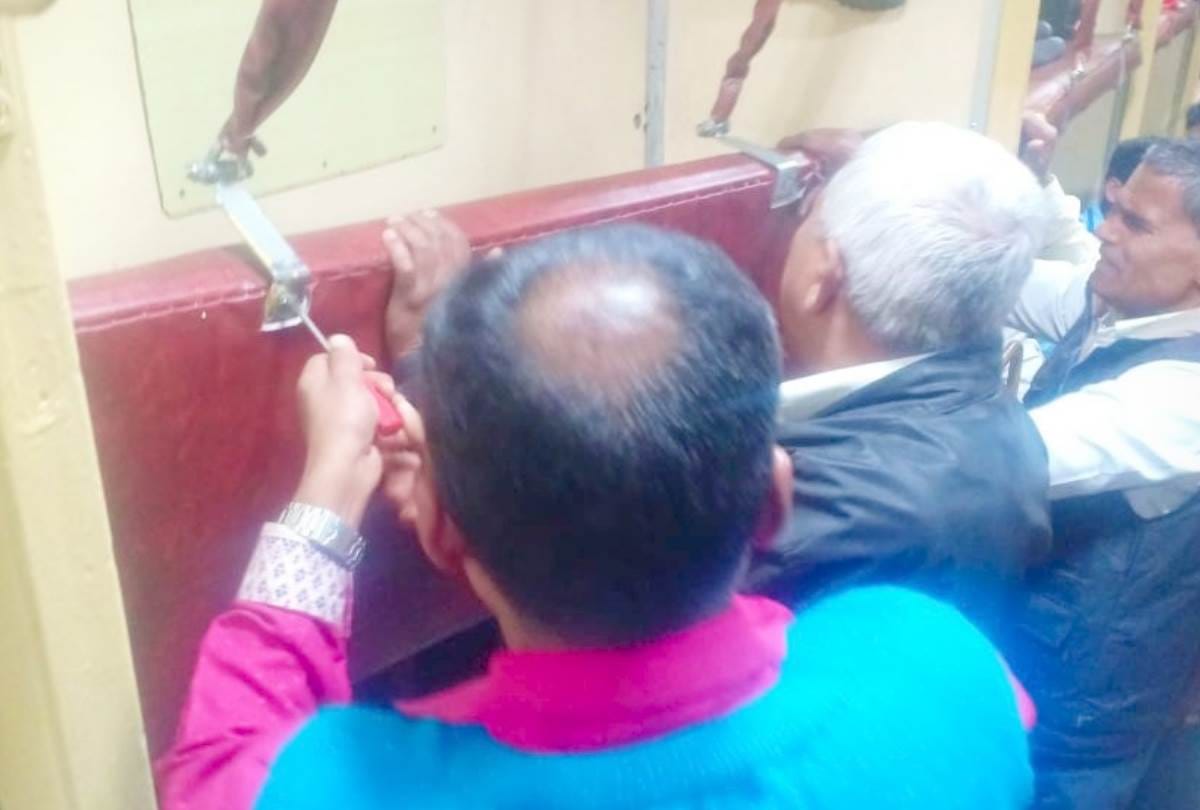 Pushpak Express berth collapsed two women injured