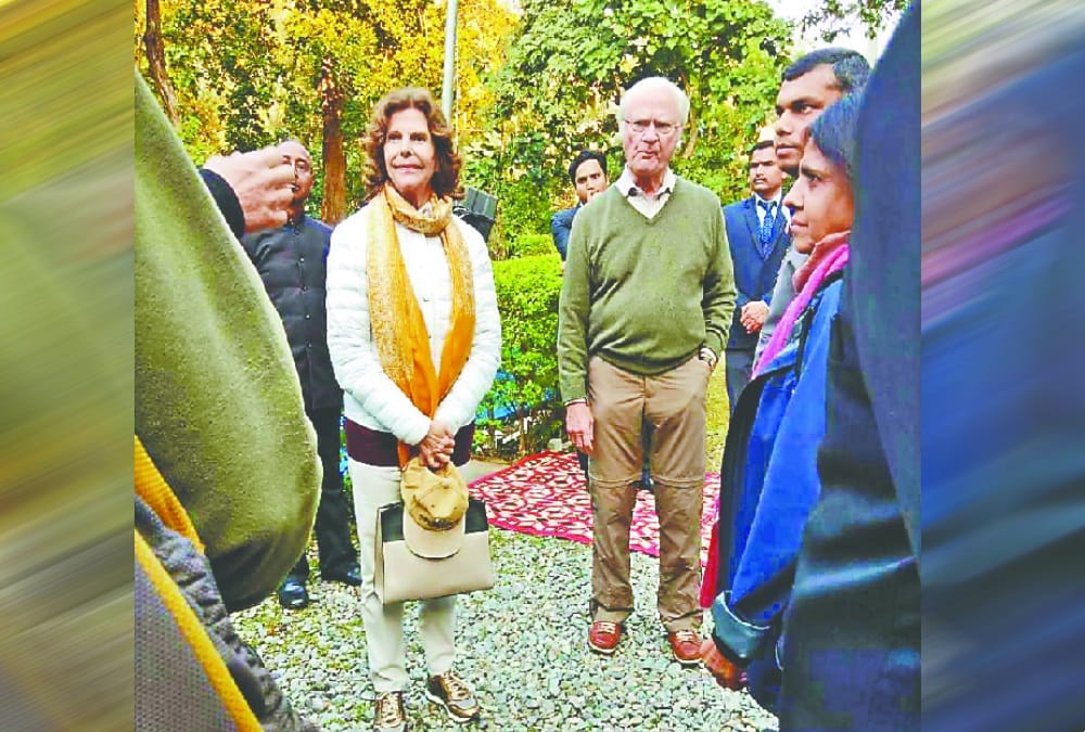 Sweden Royal Couple Doing jungle safari in corbett park happy to see Animals