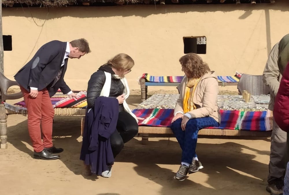 Queen of Sweden reached gujjar basti and demand kheer to eat in corbett national park