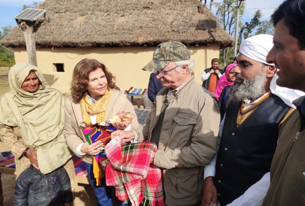 Queen of Sweden reached gujjar basti and demand kheer to eat in corbett national park