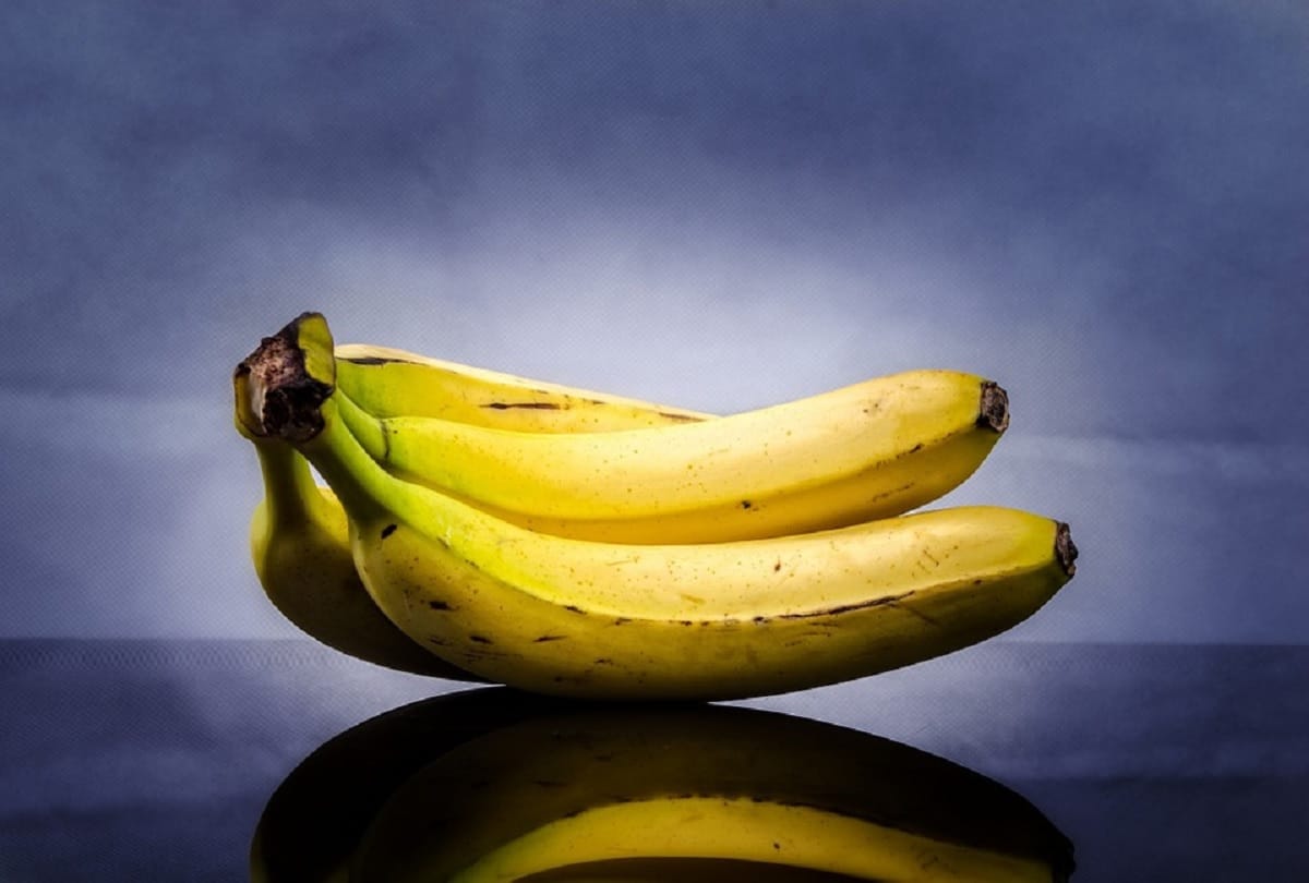 Banana Benefits And Side Effects Kele Ke Fayde Aur Nuksan In Hindi