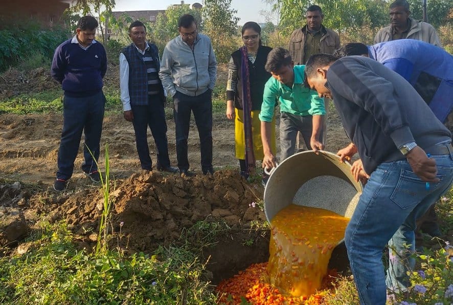 Samples for food items, five quintal pickle destroyed