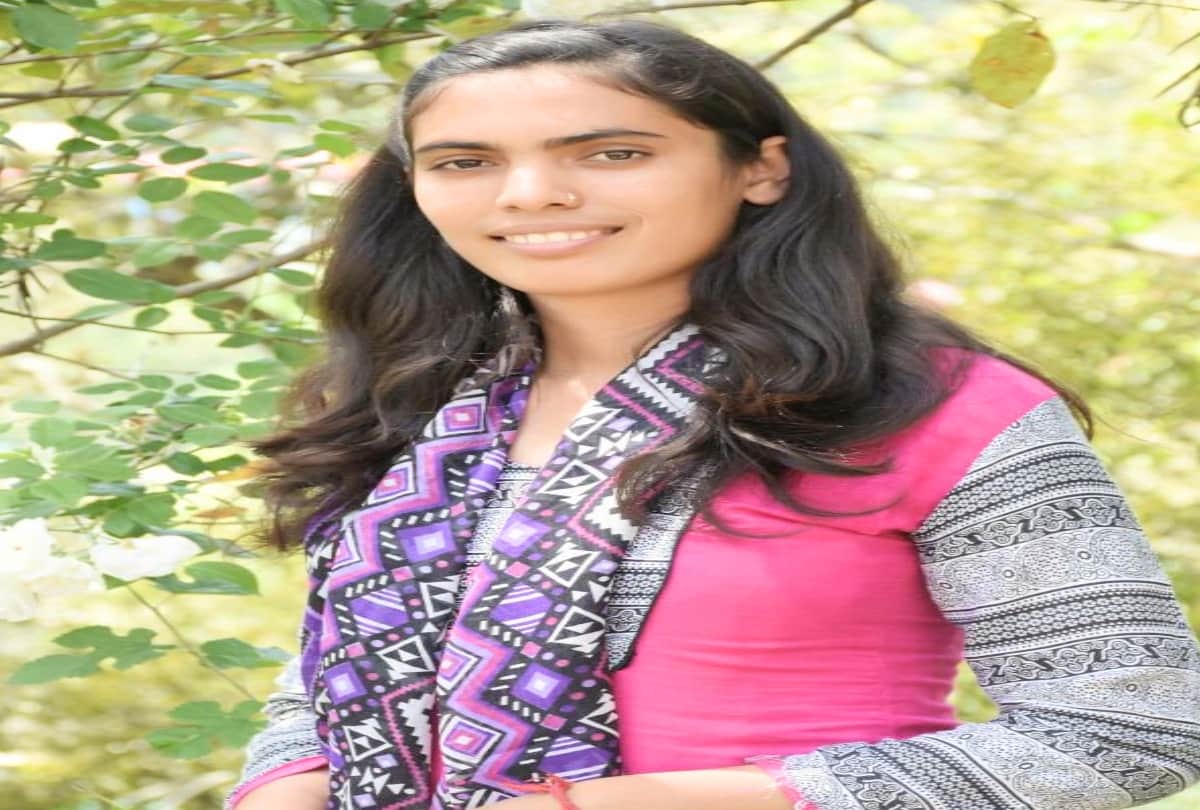 Hyderabad case: The youngest pradhan of the country sit on a dharna in Delhi