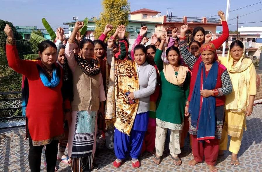 Women standing in favor of police, rally held