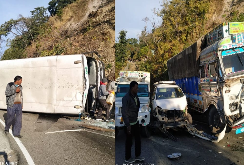Bus Overturned and truck many vehicles collided Each other in bhimtal