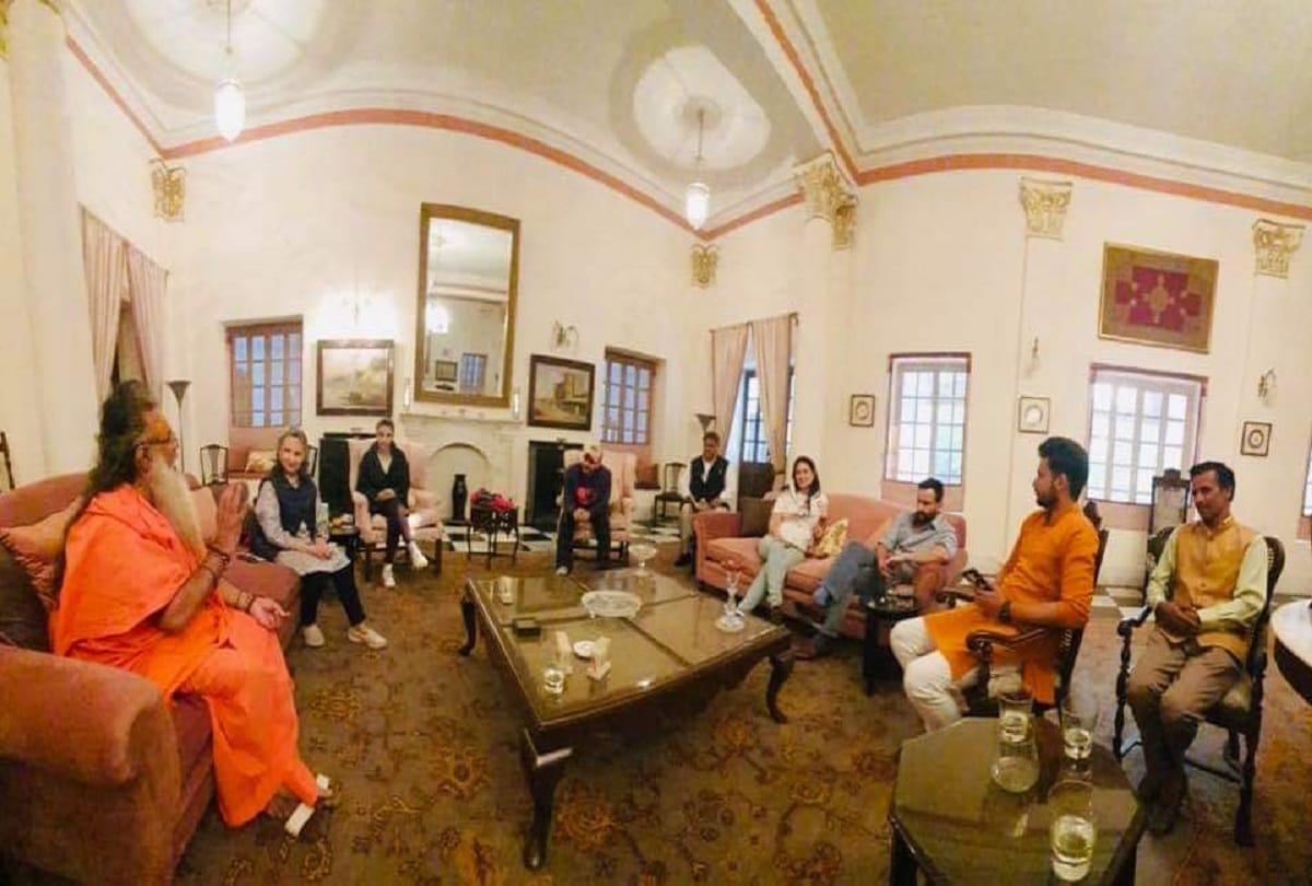 Taimur ali khan showing his swag in Pataudi Palace
