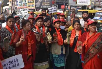 Women distributed sweets in the joy of Hyderabad Encounter