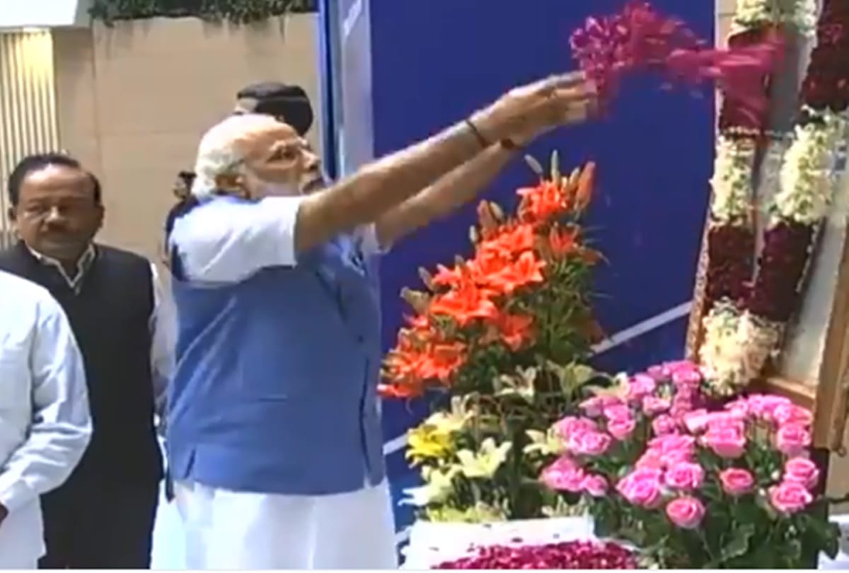 Dr Bhimrao Ambedkar death anniversary many leaders including PM Modi paid tribute