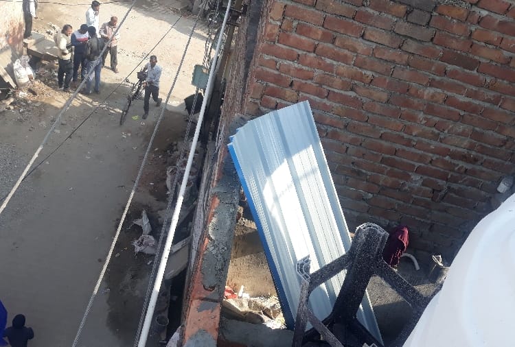 Two person died due to electric current in Panipat