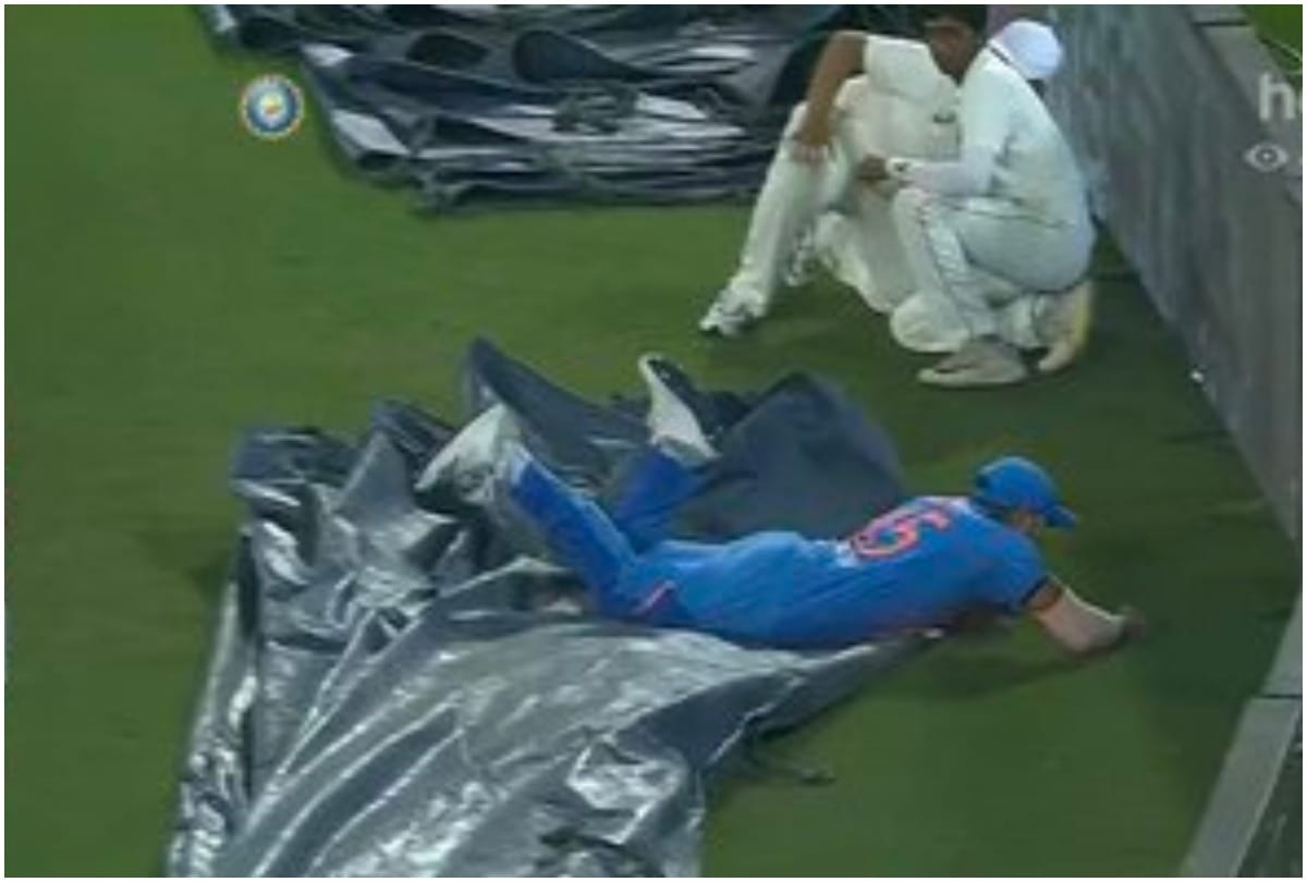 Yuvraj Singh unhappy with team india fielding in 1st t20 against west indies