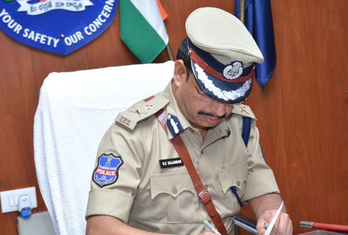 Hyderabad Disha Case Cyberabad Police Commissioner V C Sajjanar  Encounter Specialist