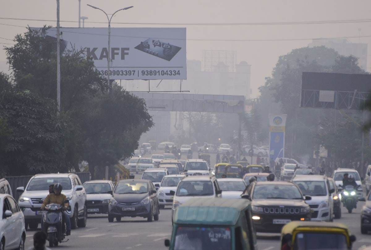temperature in month of december in lucknow