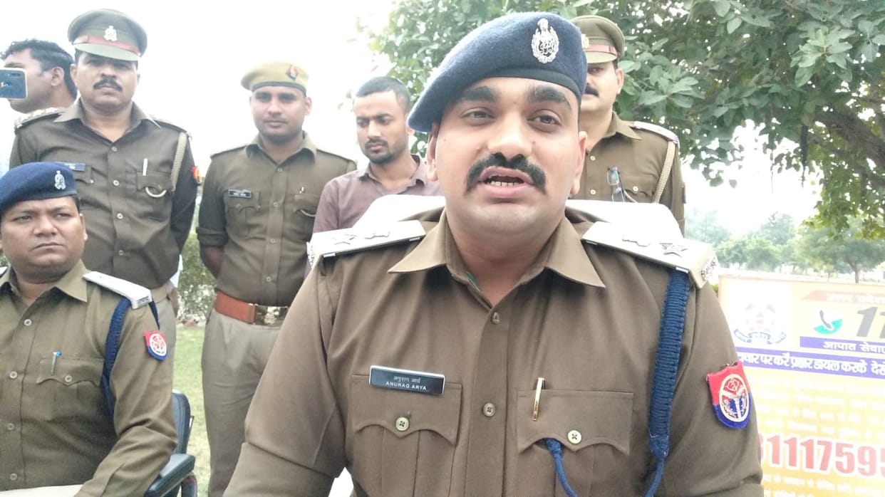 Accused of demanding Rs 50 lakh extortion from doctor in Mau