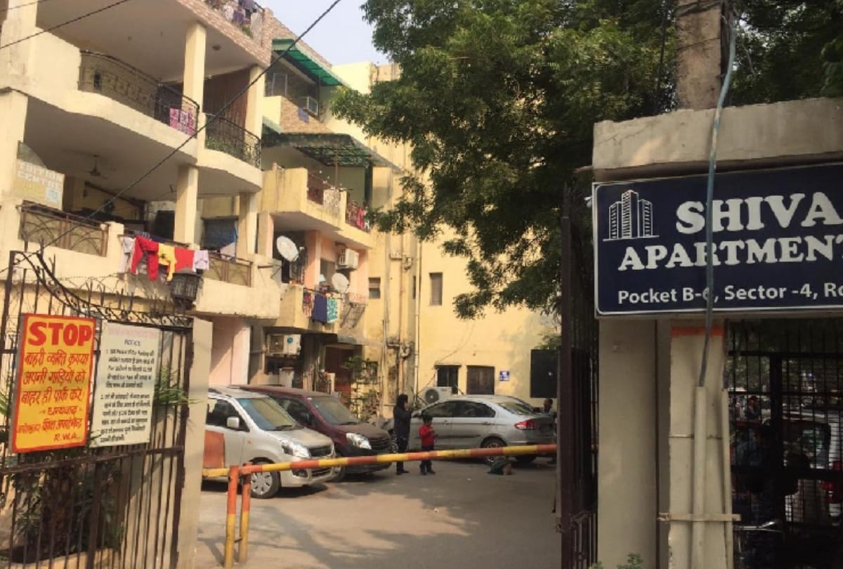 Delhi man who stabs wife daughter in law use to suspect every time family about to leave him