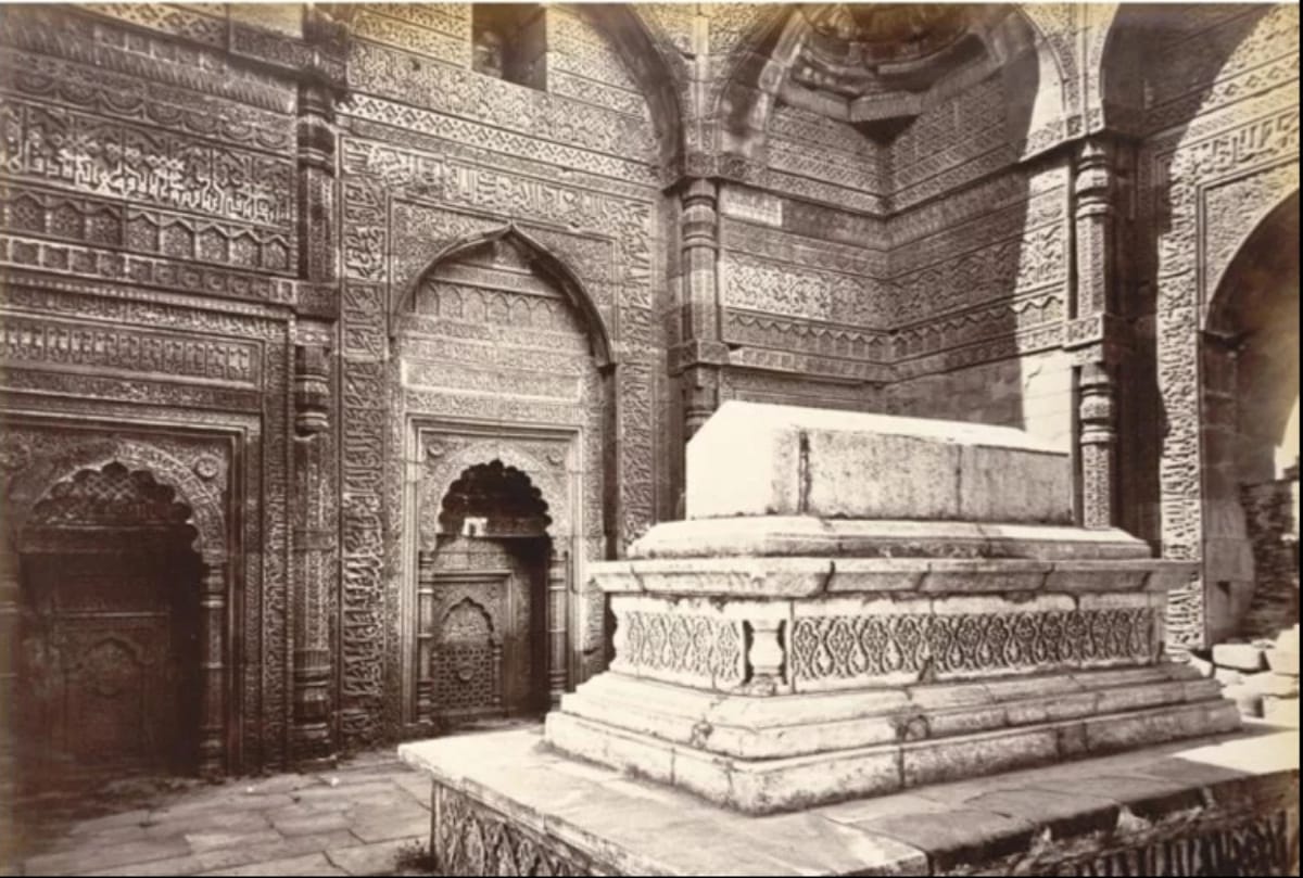 Unknown Places in delhi where you can go for visit, Oh My God Secret places of Delhi you must go