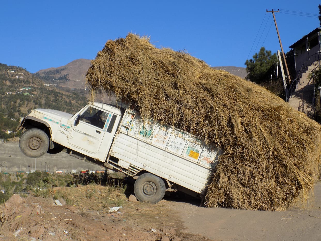 Road accident in Chinaini