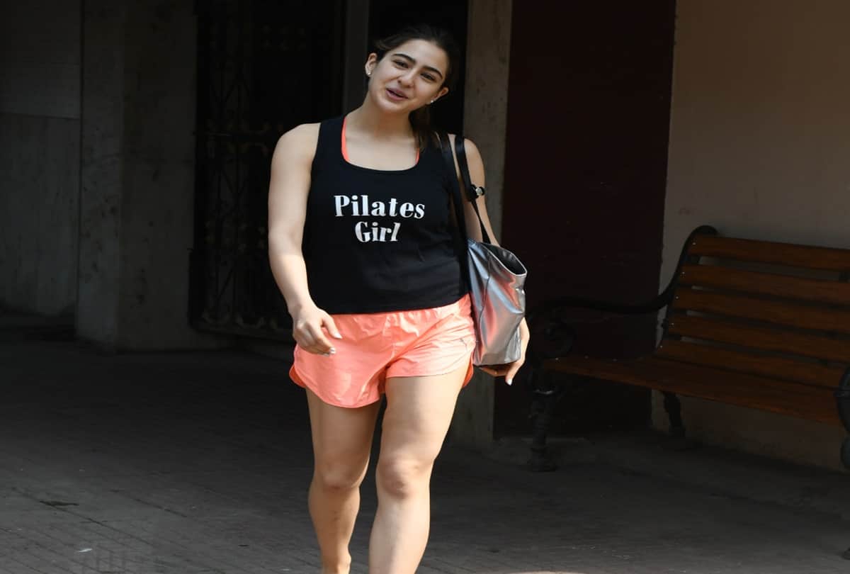 Sara Ali Khan wins Star Screen Award 2019 for debut the film Kedarnath