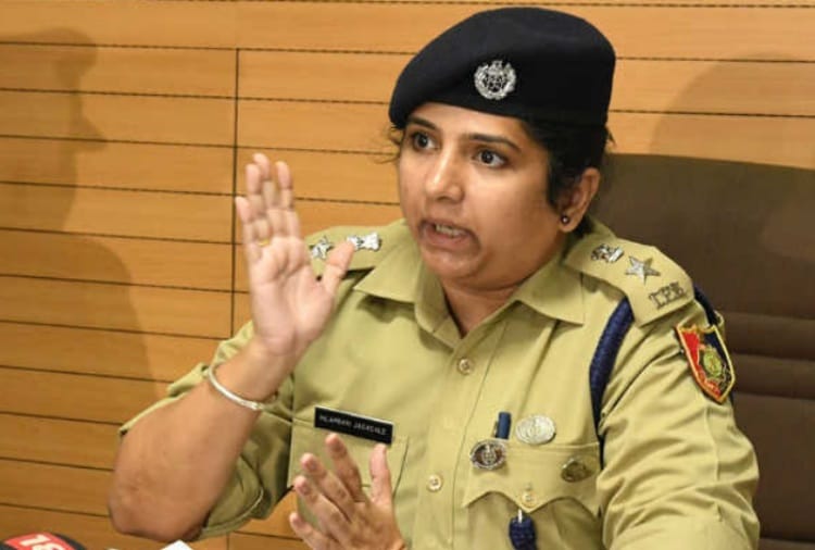 Chandigarh SSP Nilambari Jagdale Speaking on Girls safety and Self Defence
