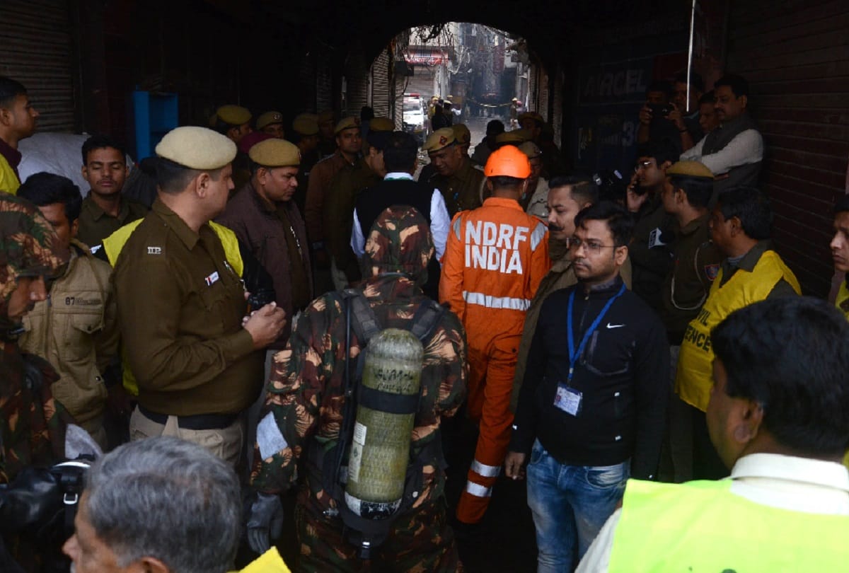 Question over fire brigade on Delhi Anaj Mandi Fire
