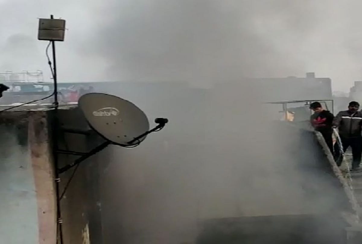 Delhi factory fire Accident ground report last call latest update anaj mandi rani Jhansi road