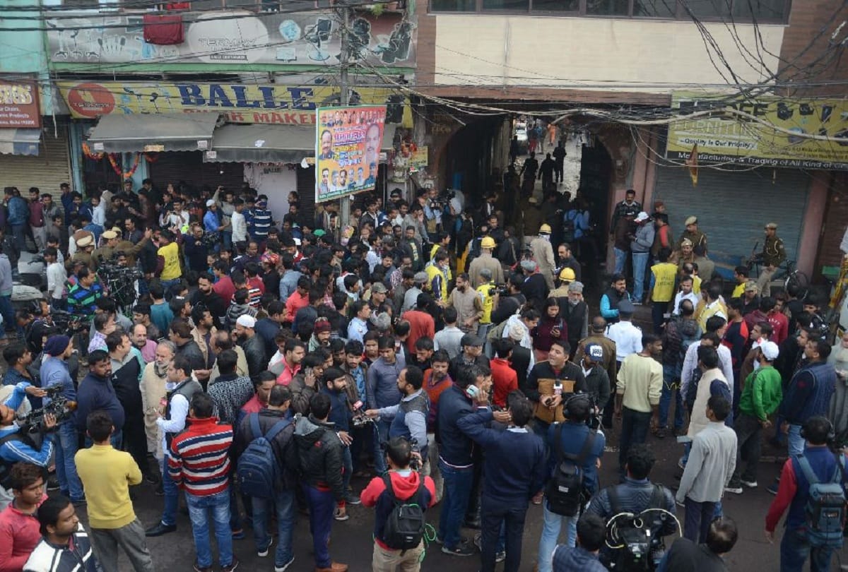 Delhi factory fire Accident ground report last call latest update anaj mandi rani Jhansi road