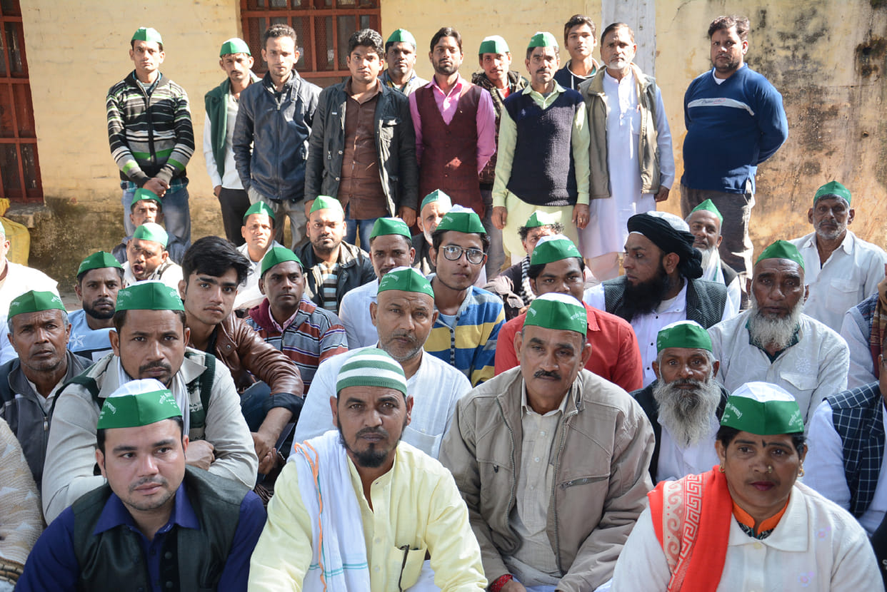 Demonstration for outstanding cane payment