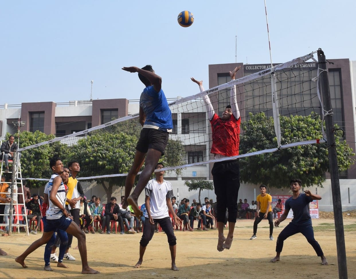 Chakia, Mubarakpur, Shahpur, Atraulia in next round in volleyball championship