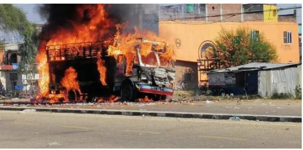 Students create ruckus in Nepal, vehicles stopped at the border