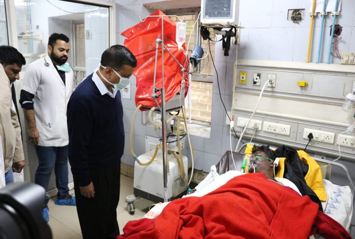 Building owner brother in custody government seeks report within seven days in delhi Fire Accident