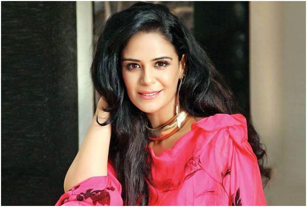 mona singh wedding first picutre in bridal avatar