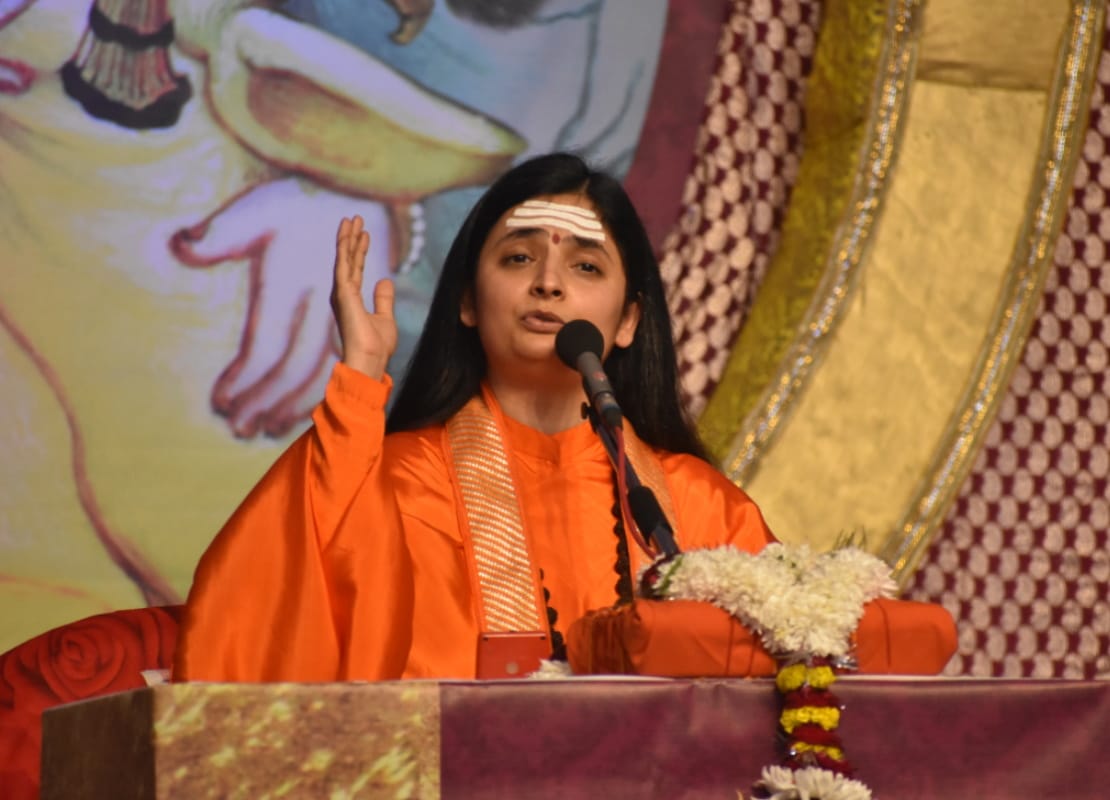 divya jyoti jagriti sansthan sadhvi aastha bharti starts bhagwat katha at champa park gorakhpur