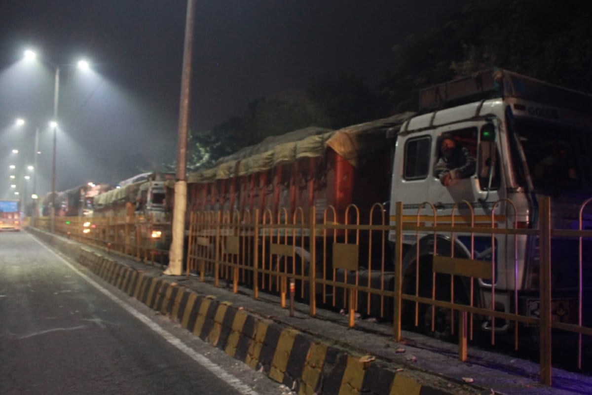 entry tax at several points in Meerut cantt  create heavy jam in City