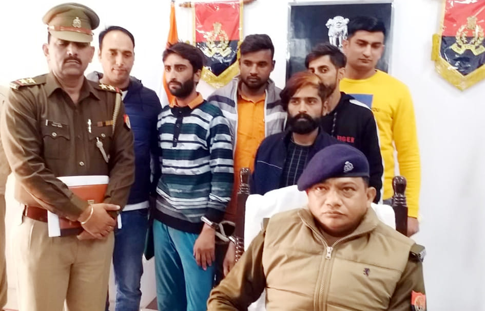 Gang targeting liquor contracts arrested