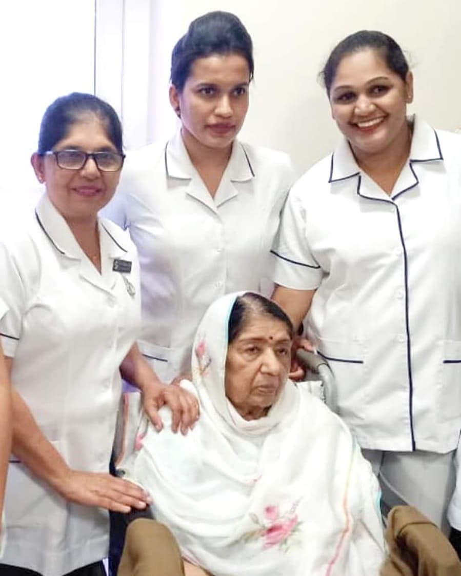 Lata Mangeshkar has Reveals The Truth of Behind Her Slow Poisoning incident