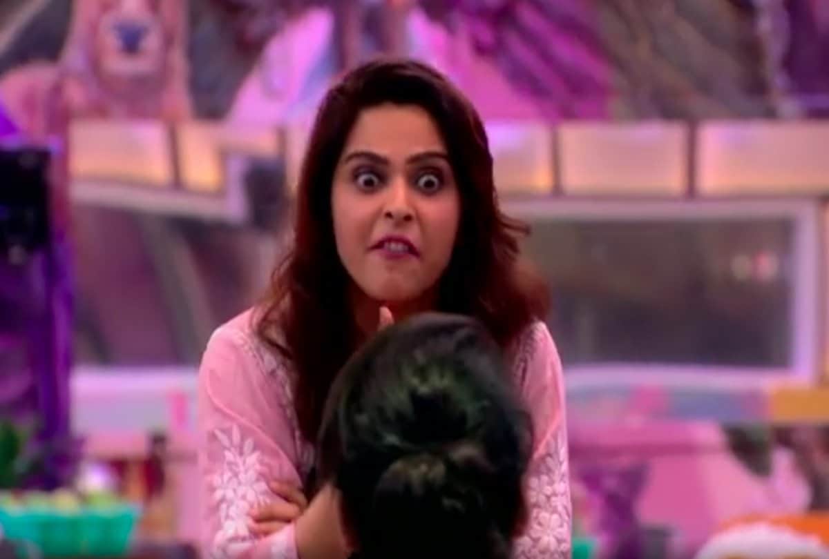Bigg Boss 13 Madhurima Tuli mother reaction on her sexual harassment in age 12