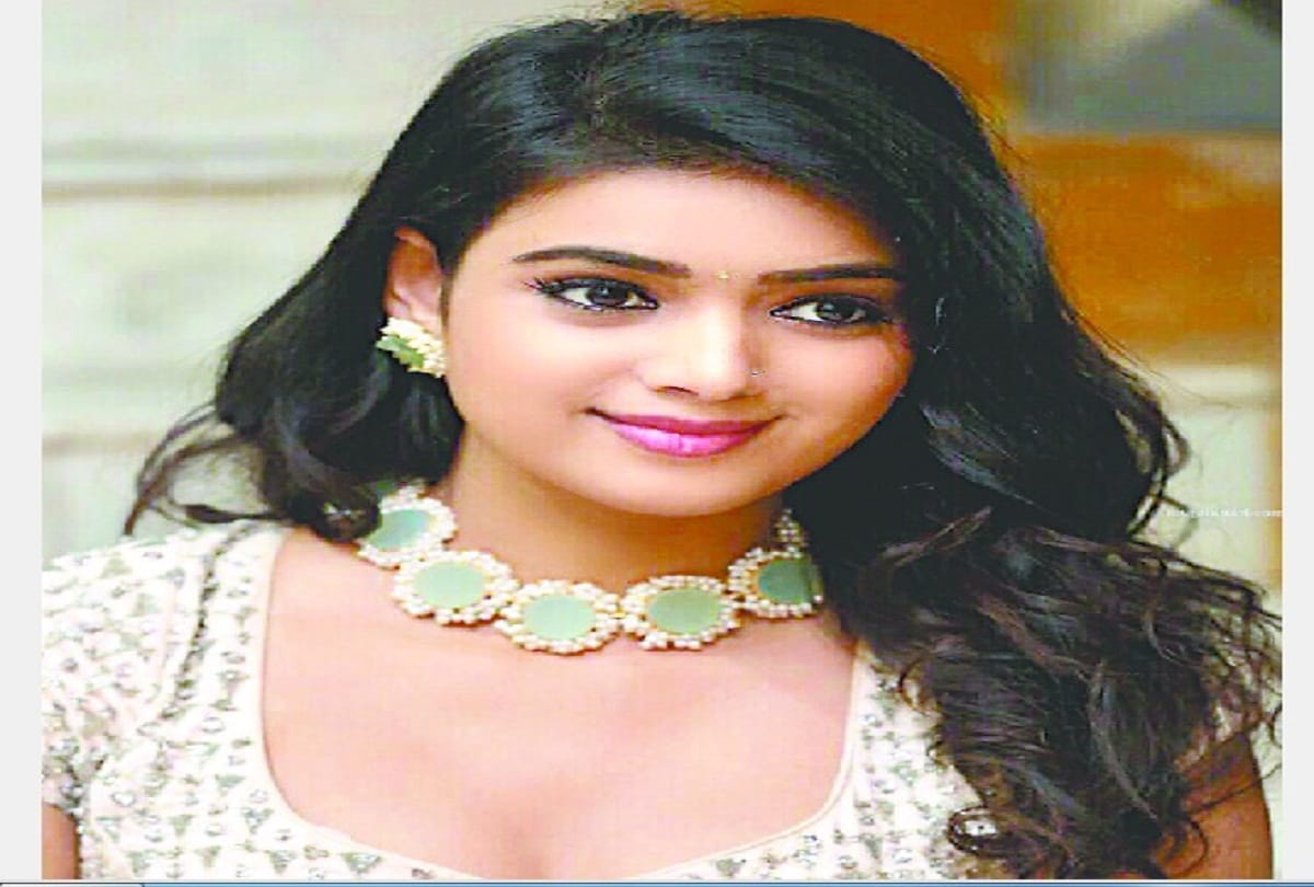 daughter of haldwani neha solanki in south movie